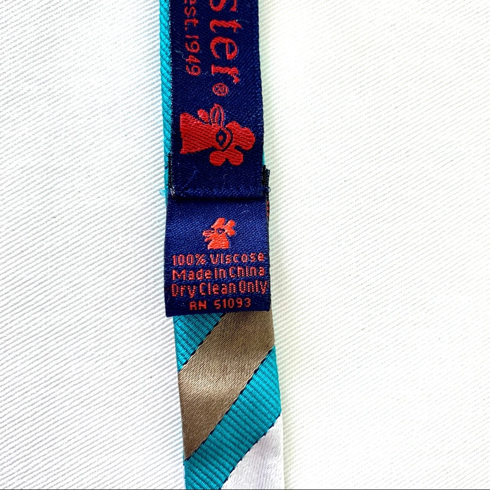 Rooster Bow Tie Fully Adjustable - Picture 6 of 6